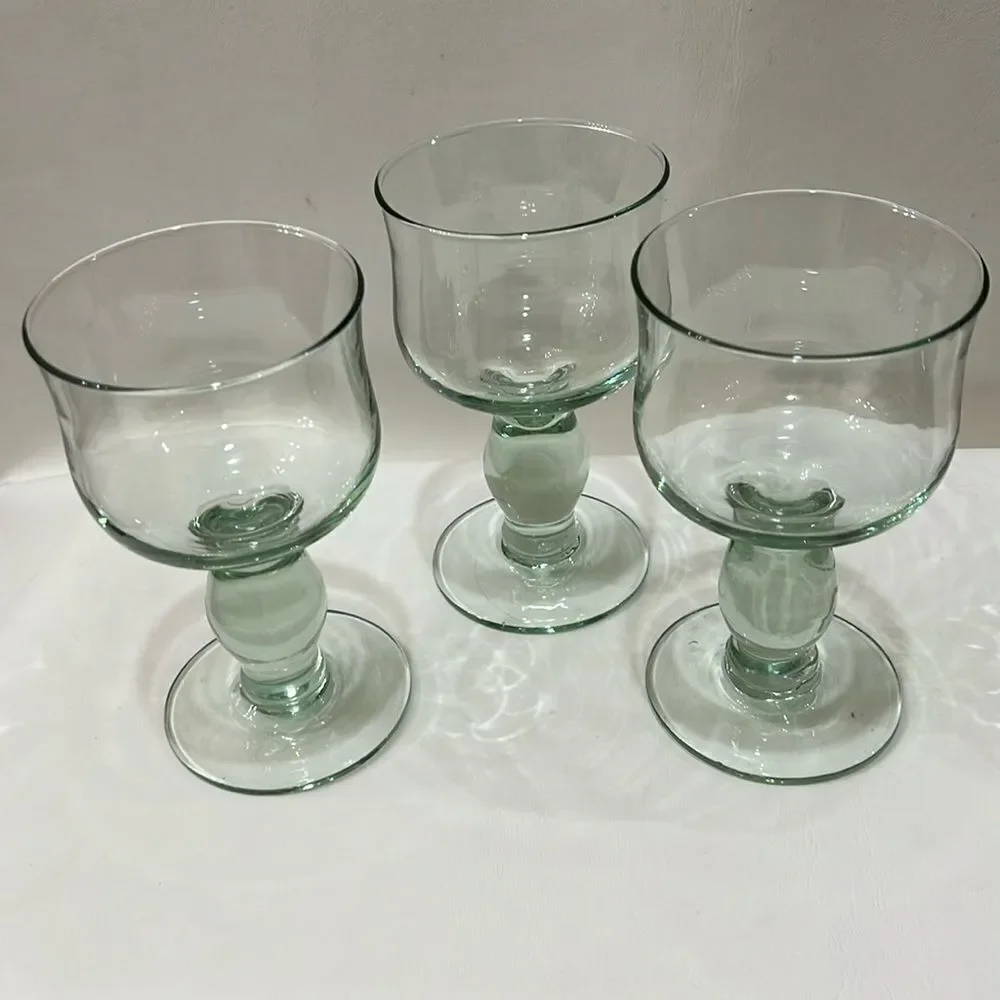 Vintage Set Of 3 Green Blown Glass Goblets 6 In Tall 3 1/4 In Round 10 Oz Each